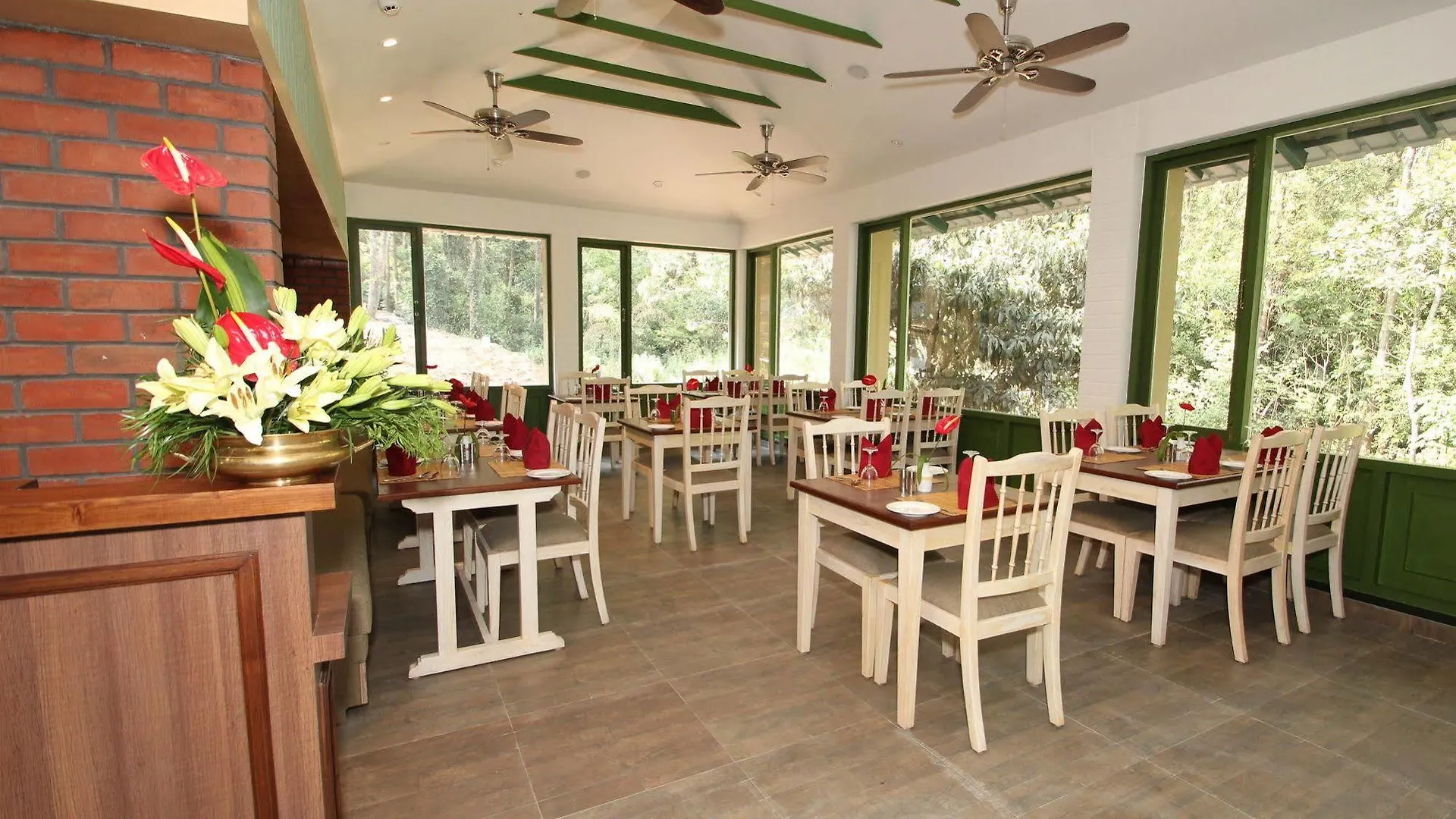 Club Mahindra Mount Serene, Munnar Chinnakanal 5*,